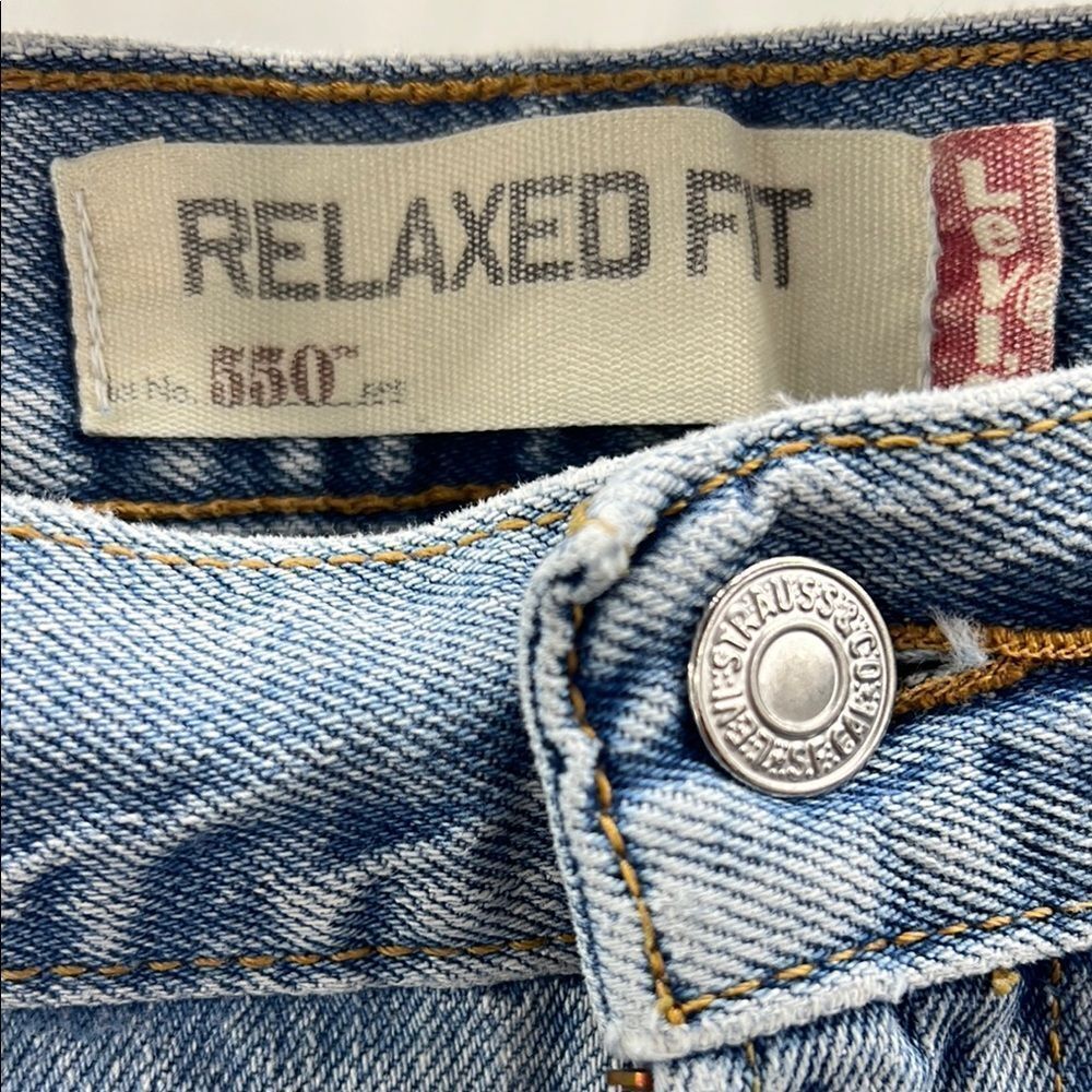 Levi's Blue Relaxed Fit Jeans Classic Denim Style - Picture 3 of 7